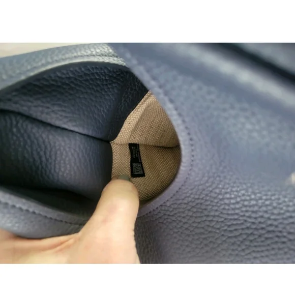 Michael Kors Nolita Crescent Bag NWOT - Picture 6 of 9